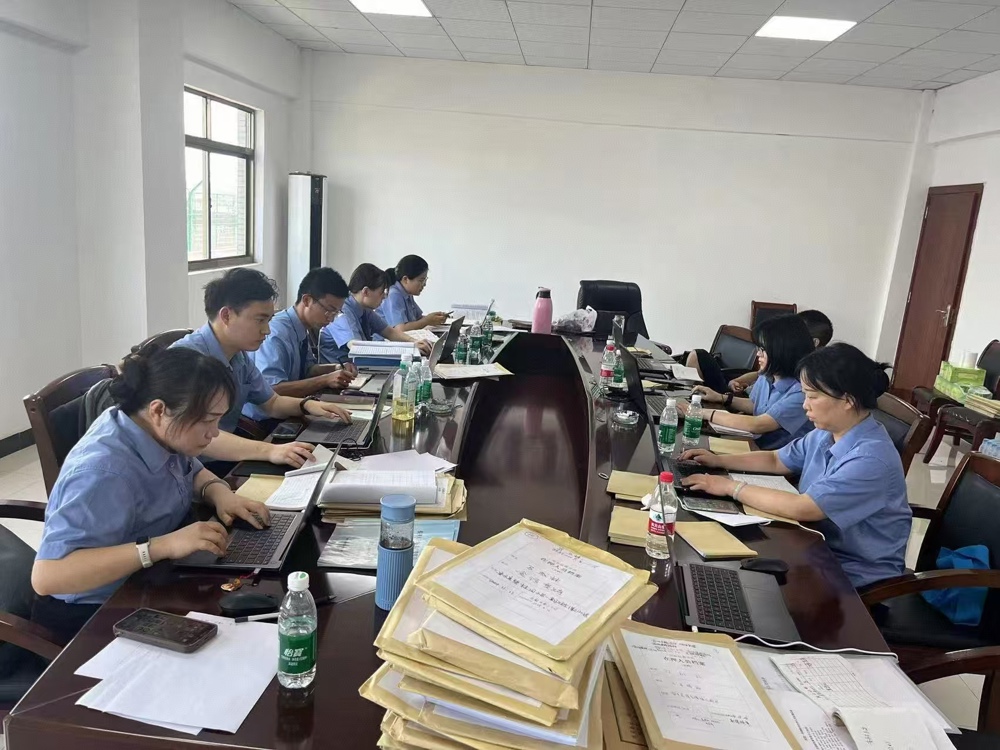 5991e16f7e5399b6a5ee14bfc07a5a3b